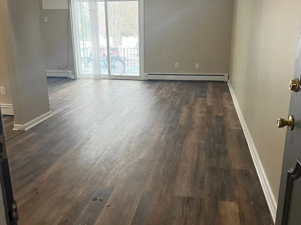 6677 Erie Rd #3, Derby, NY 14047