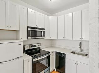 230 E 83rd St APT 2RE, New York, NY 10028