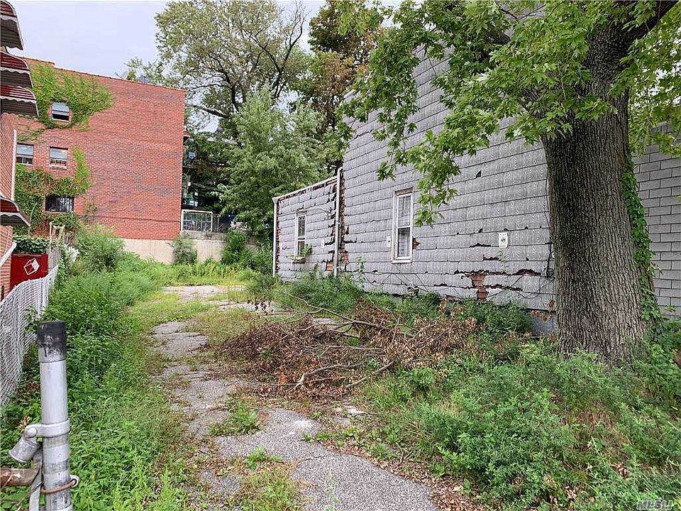2nd image of 7209 45th Ave