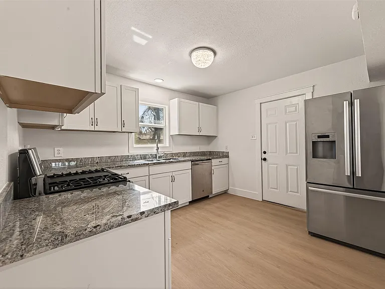 3209 McCrarey Dr — Photo 15