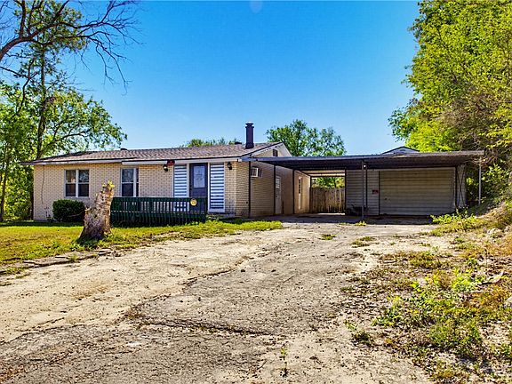 2nd image of 617 S Vista Dr