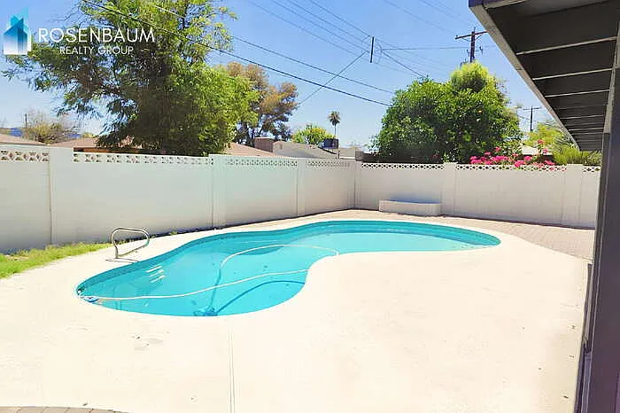 7321 E Coronado Rd — Photo 7