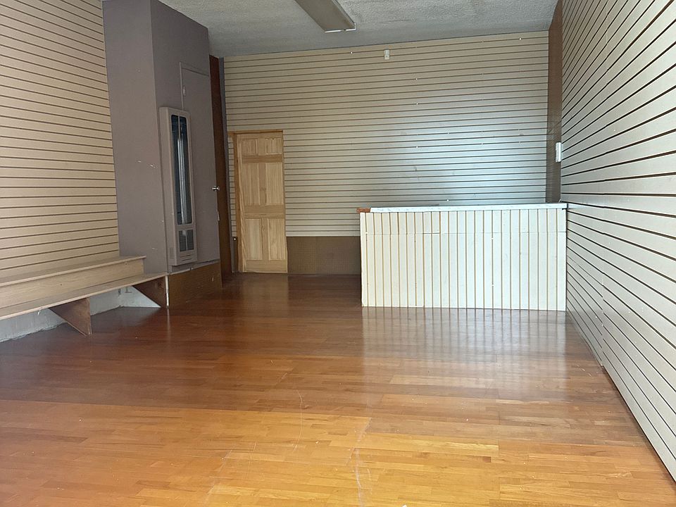 2nd image of 4250 W El Segundo Blvd