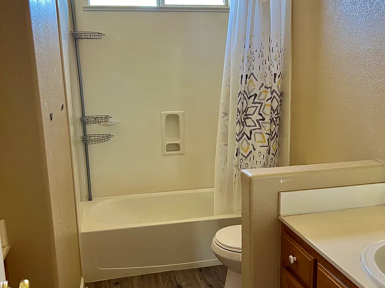 2441 Jessica Cir — Photo 21