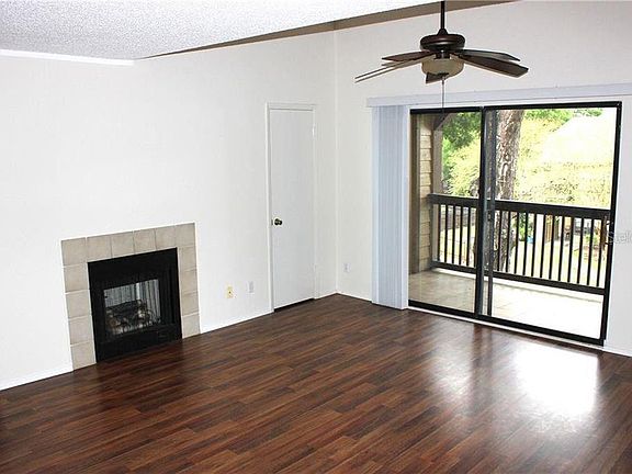 3rd image of 420 Forestway 303 Cir
