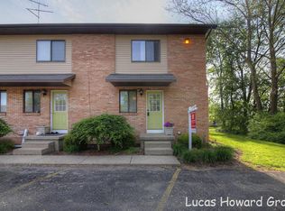2880 32nd St SE, Kentwood, MI 49512