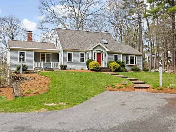 17 May Elm Ln, Norwell, MA 02061
