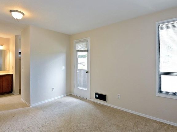 3rd image of 7516 218th St SW APT 4
