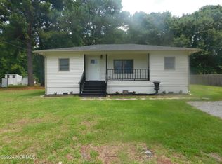 1916 Evans St, New Bern, NC 28562