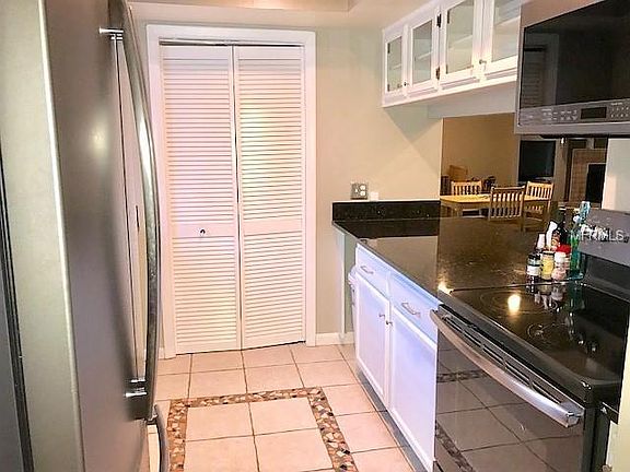 5th image of 5401 Bayshore Blvd APT G