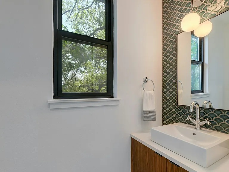 1205 Deloney St #A — Photo 15