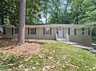 1585 Peachtree Battle Ave NW, Atlanta, GA 30327