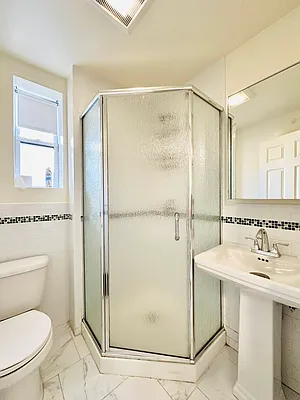 Rented by Corcoran | media 21