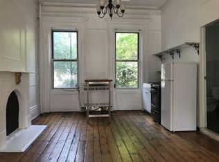 330 Berry St APT 2, Brooklyn, NY 11249