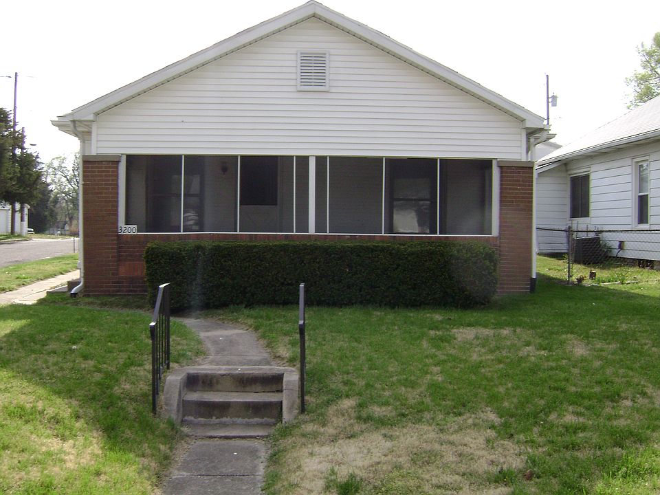 1st image of 3200 N 14 And Haf St