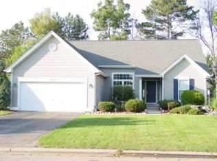 16098 Aspen Hollow Dr, Fenton, MI