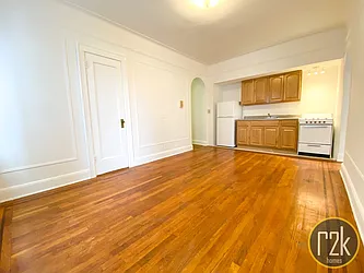 Rented by Realty 2000 Corp