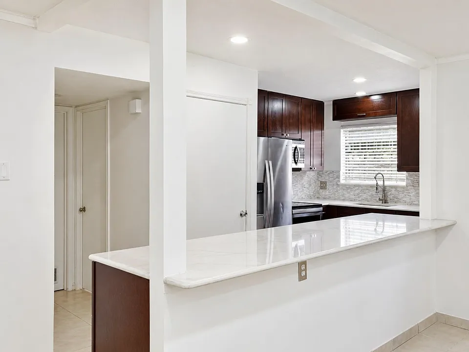 7900 Westheimer Rd #147