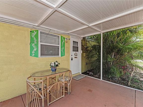 4th image of 1385 Rocky Creek Ln