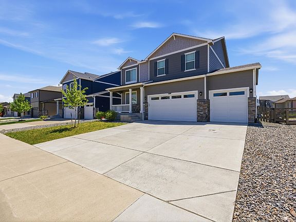 2nd image of 45838 Red Tail Dr
