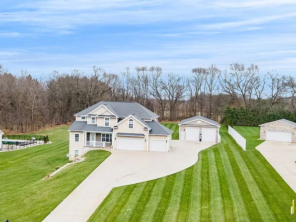 163 Dreamfield Dr, Battle Creek, MI 49014