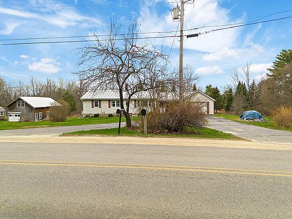 2nd image of 703 Hallowell Road