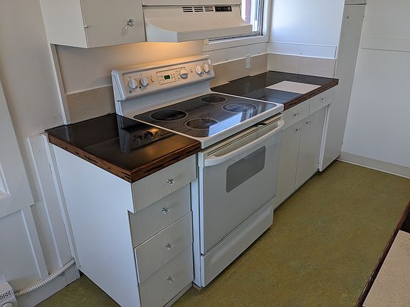 Restored galley kitchen with dishwasher!