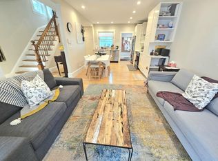 21 Edge Hill St, Jamaica Plain, MA 02130