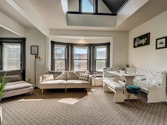 2nd image of 2607 N Maryland Ave #1