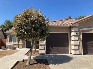 1712 Arneis Ave, Tulare, CA 93274