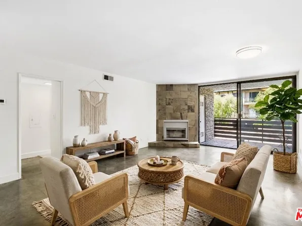 11706 Montana Ave APT 104, Los Angeles, CA 90049