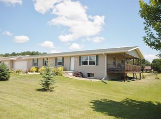 N6002 Forest Ridge Rd, Green Lake, WI 54941