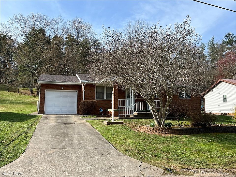 2712 18th Ave, Parkersburg, WV 26101 Zillow