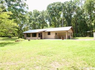 104 NE 842nd St, Old Town, FL 32680