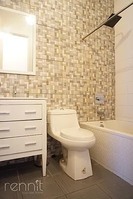 Rented by Rennit Inc. | media 16