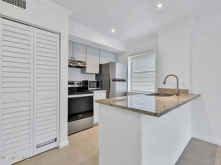 100 Fairway Park Blvd #1905 — Photo 3