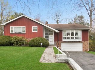 17 Poplar Pl, New Rochelle, NY 10805