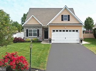 80 Dylan Dr, York, PA 17404