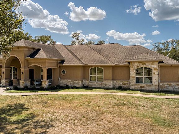 3rd image of 3667 Clemons Switch Rd