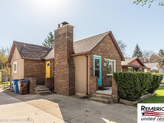 3rd image of 29821 Munro St