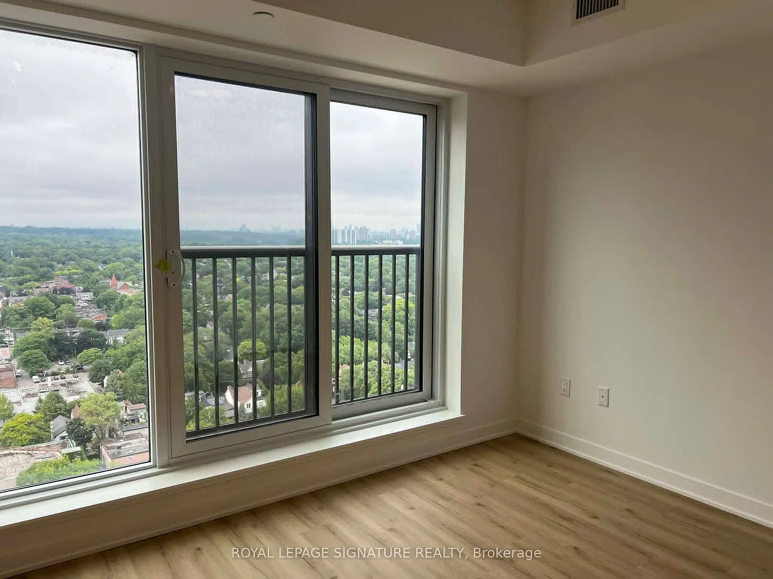 Studio, $1,750 — Photo 2