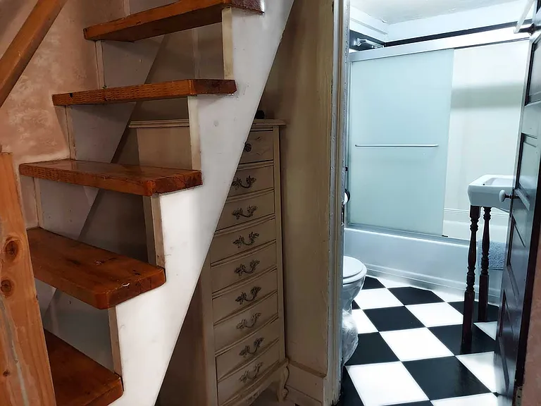 334 E Mulberry St #1 — Photo 5