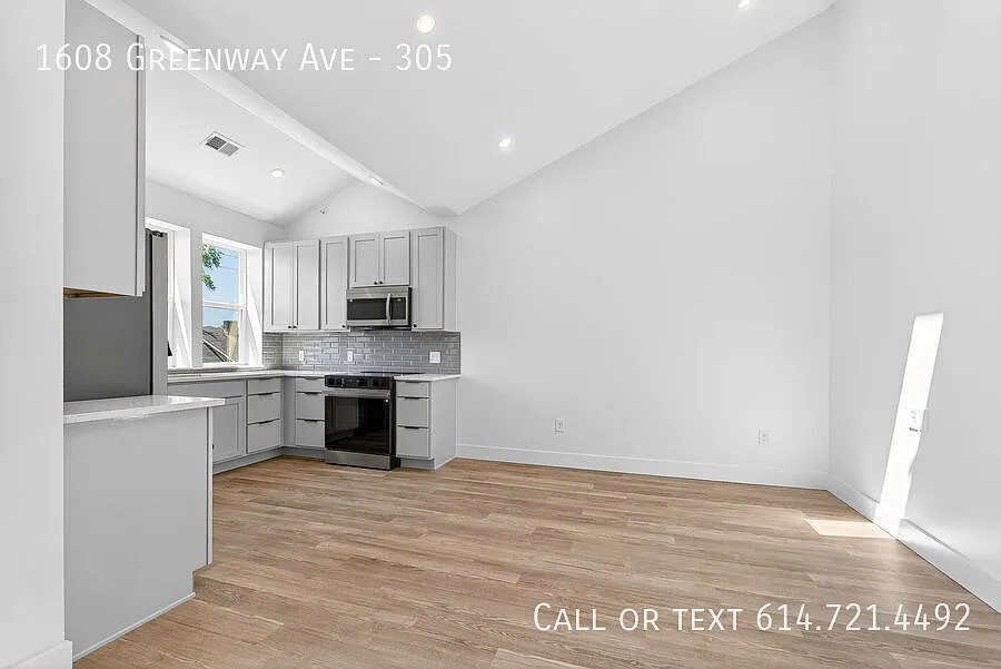 1608 Greenway Ave #305