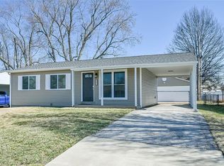 2876 Beechwood Ln, Maryland Heights, MO