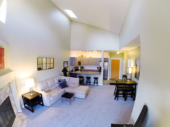 3rd image of 1000 E 1st Ave APT 406