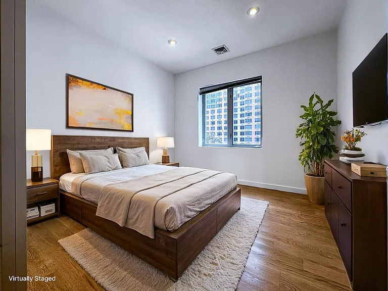 210 E 35th St #6B — Photo 4
