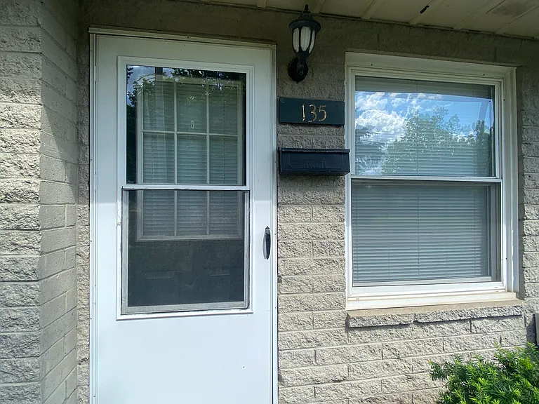 135 Floral Ave — Photo 1