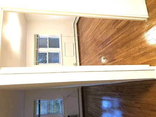 Rented by 18 REALTY | media 16