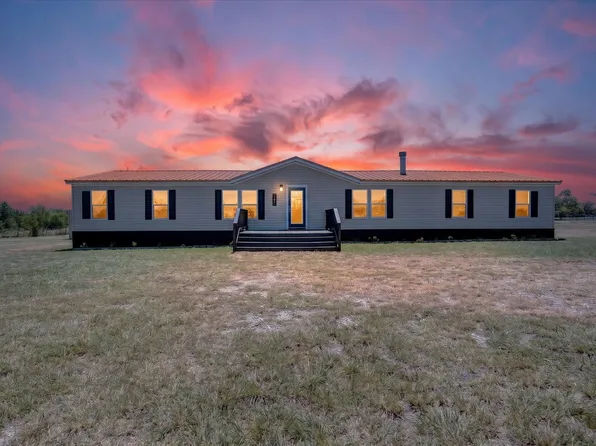 102 Sunshine Meadows Ct, Weatherford, TX 76088