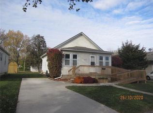 2212 Lucinda St, Perry, IA 50220